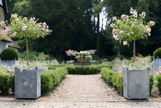 Arthur Jack metal planters